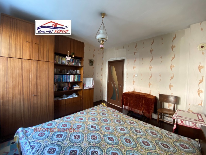 Eladó  Ház emelete Pernik , Dimova mahala , 70 négyzetméter | 94255737 - kép [10]