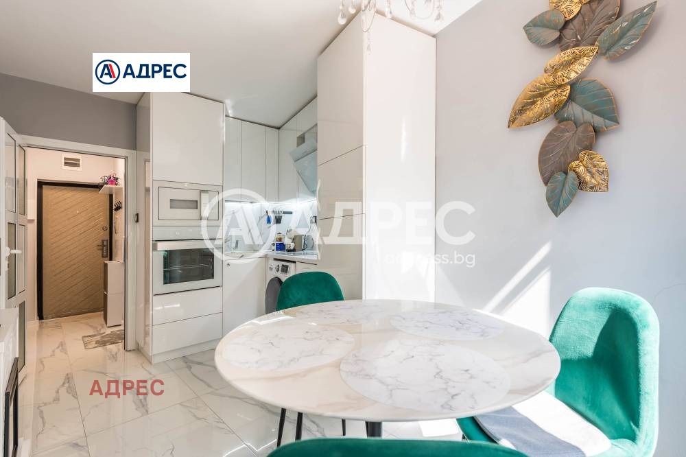 Продава МНОГОСТАЕН, гр. Варна, Гръцка махала, снимка 2 - Апартаменти - 55098666
