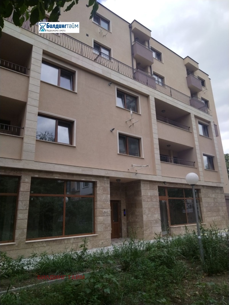 Te koop  2 slaapkamers Sjumen , Dobrudzjanski , 147 m² | 69618974