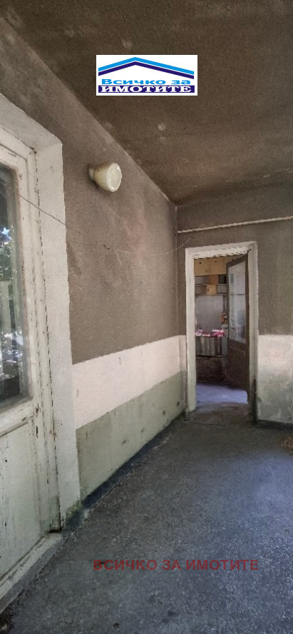 Продава 3-СТАЕН, гр. Русе, Център, снимка 2 - Апартаменти - 56311079