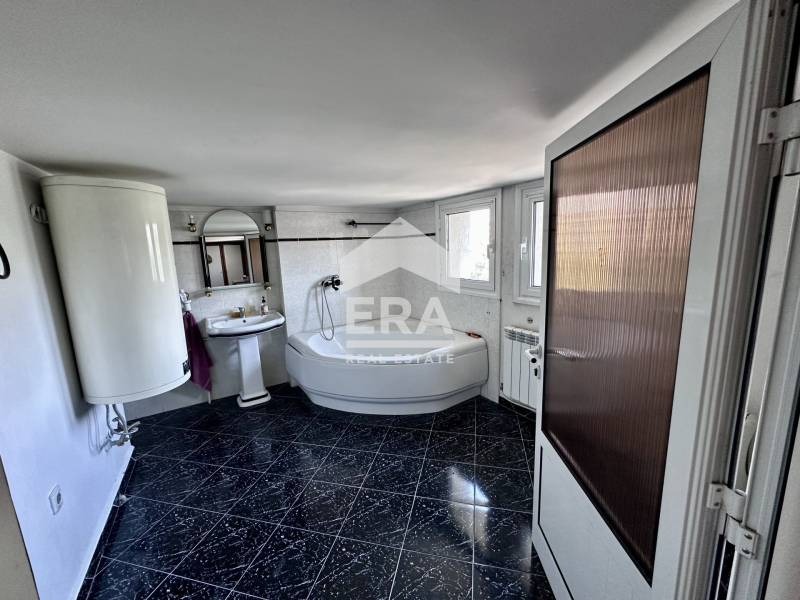 Na sprzedaż  3+ sypialni Weliko Tarnowo , Centar , 135 mkw | 60274489 - obraz [13]