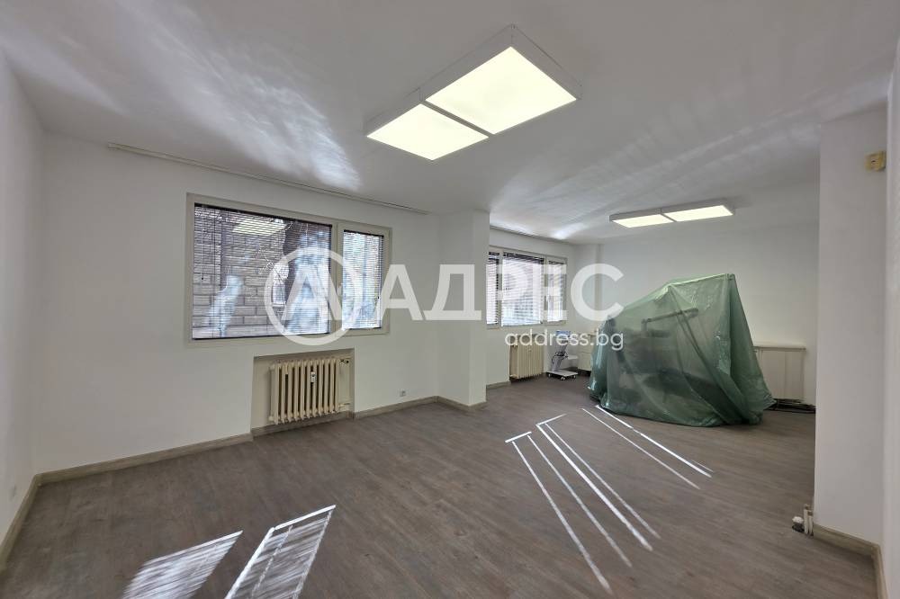 Продава ОФИС, гр. София, Център