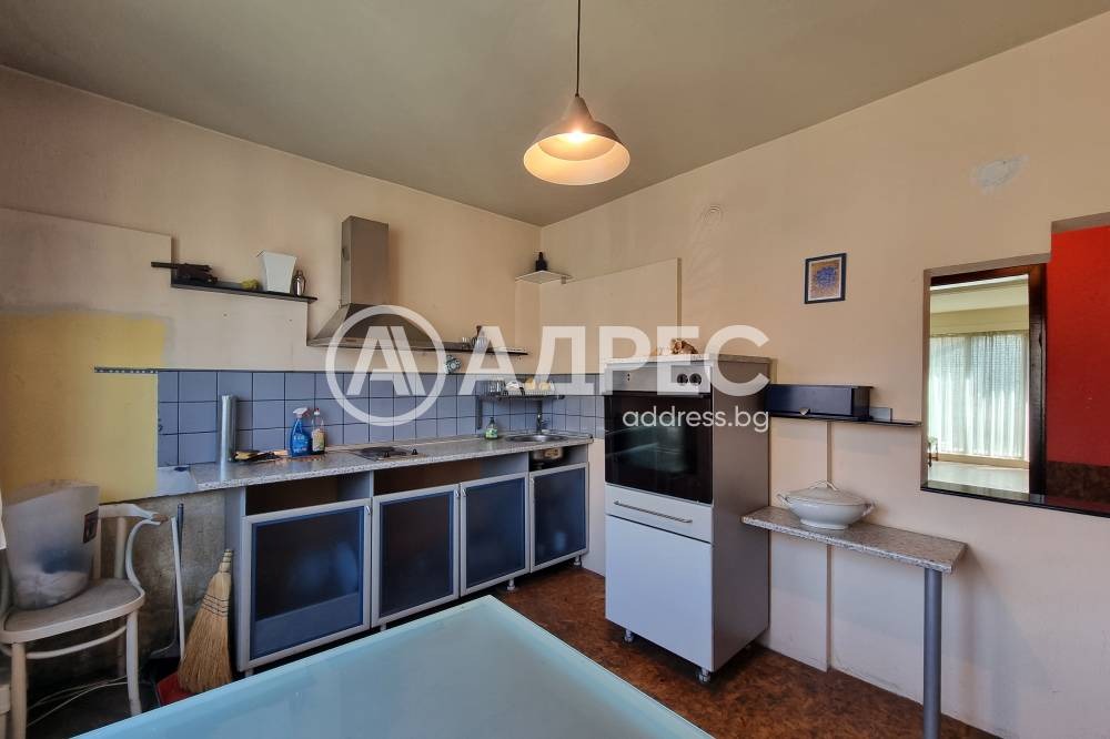 Продава ЕТАЖ ОТ КЪЩА, гр. София, Триъгълника, снимка 5 - Етаж от къща - 54341008