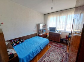 2 bedroom Kolhozen pazar, Varna 4