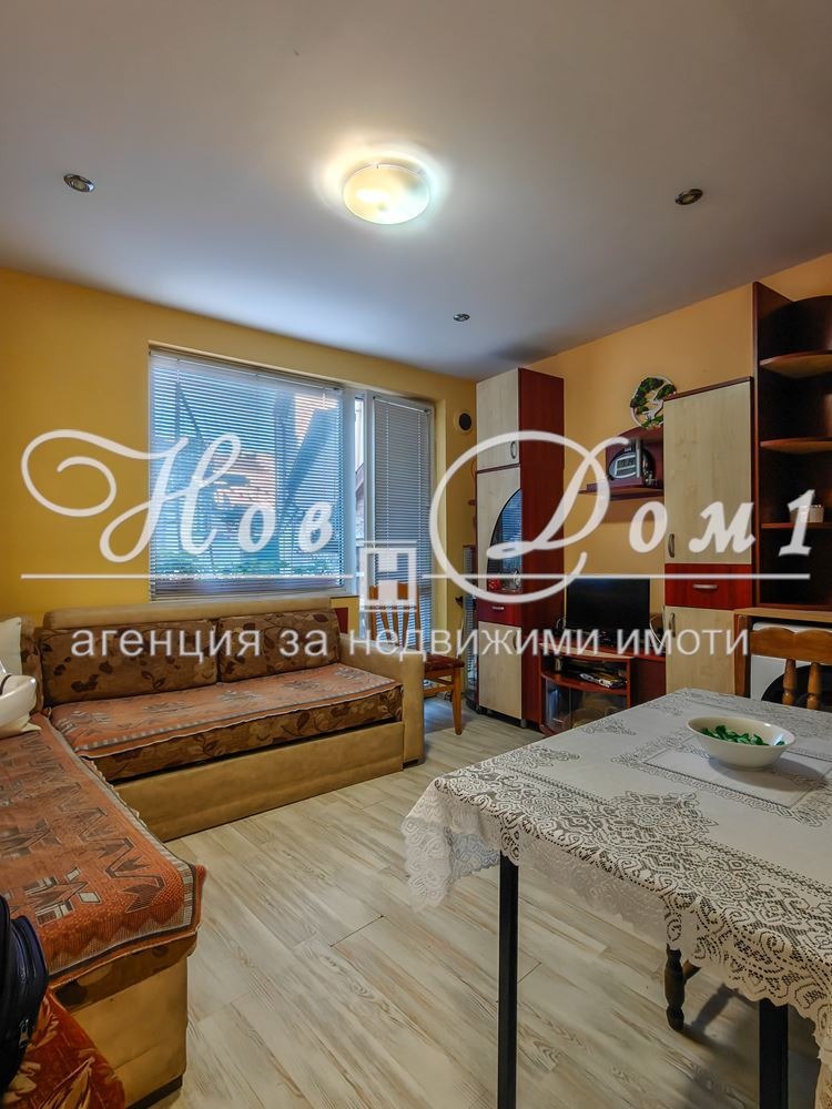 Продава КЪЩА, гр. Варна, Погреби, снимка 8 - Къщи - 54503578