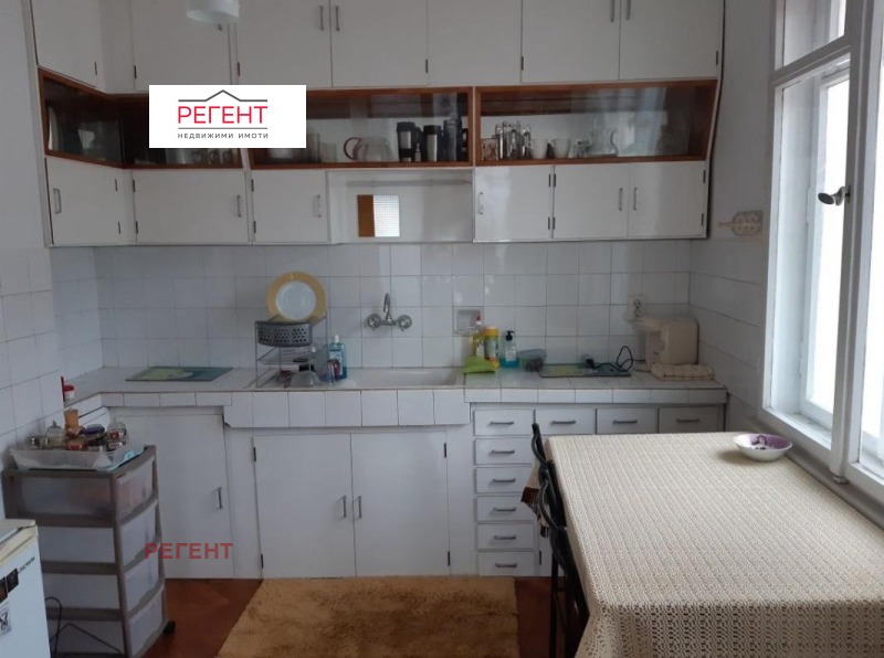 Продава ЕТАЖ ОТ КЪЩА, гр. Севлиево, област Габрово, снимка 12 - Етаж от къща - 52691494