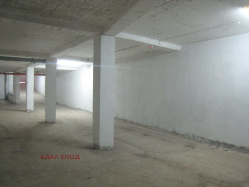 Продава ГАРАЖ, ПАРКОМЯСТО, гр. София, Люлин - център, снимка 5 - Гаражи и паркоместа - 52852280