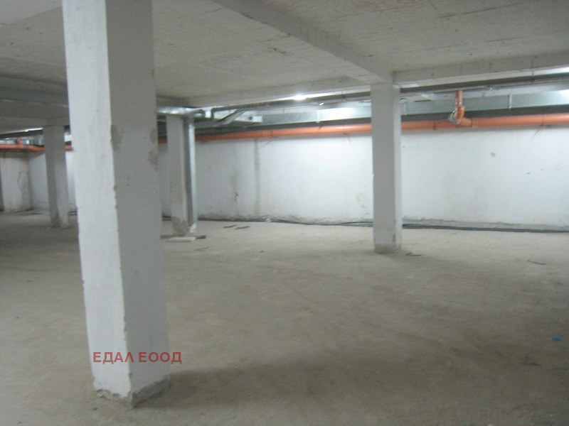 Продава ГАРАЖ, ПАРКОМЯСТО, гр. София, Люлин - център, снимка 3 - Гаражи и паркоместа - 52852280
