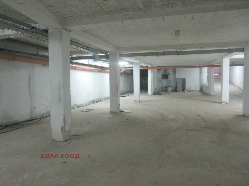 Продава ГАРАЖ, ПАРКОМЯСТО, гр. София, Люлин - център, снимка 6 - Гаражи и паркоместа - 52852280