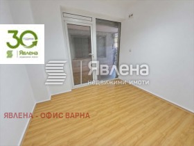 Продава  Офис, град Варна