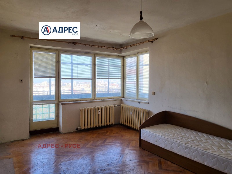 Продава  2-стаен град Русе , Широк център , 68 кв.м | 55221614