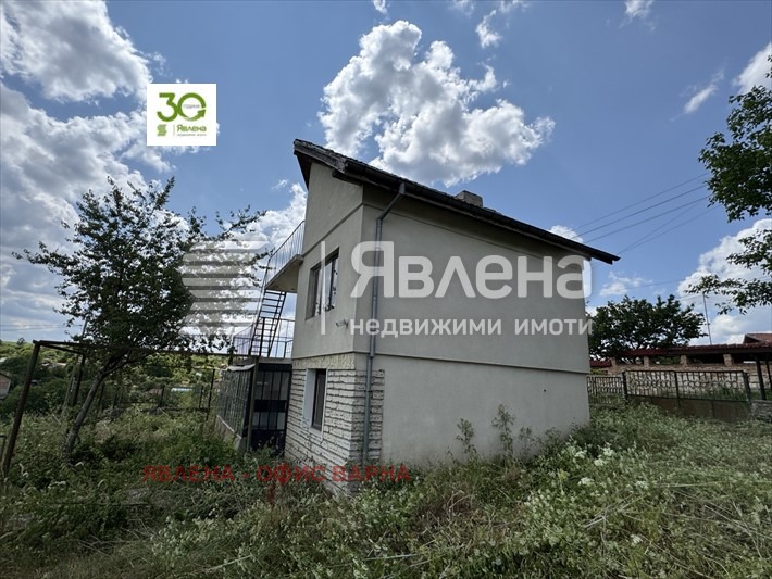 Продава КЪЩА, с. Климентово, област Варна, снимка 2 - Къщи - 54372537