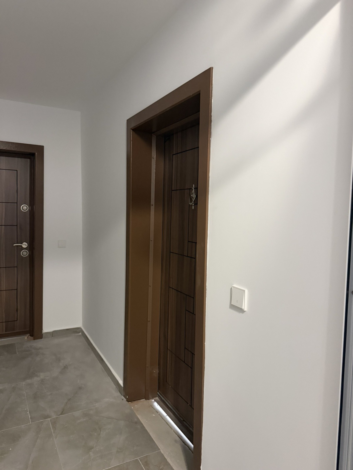 Продава 2-СТАЕН, гр. Благоевград, Еленово 2