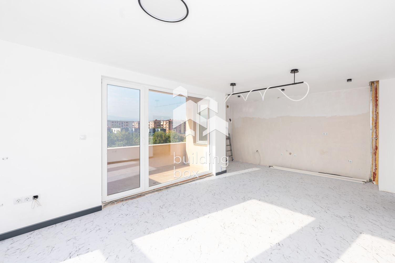 Продава 3-СТАЕН, гр. Пловдив, Остромила, снимка 2 - Апартаменти - 53945175