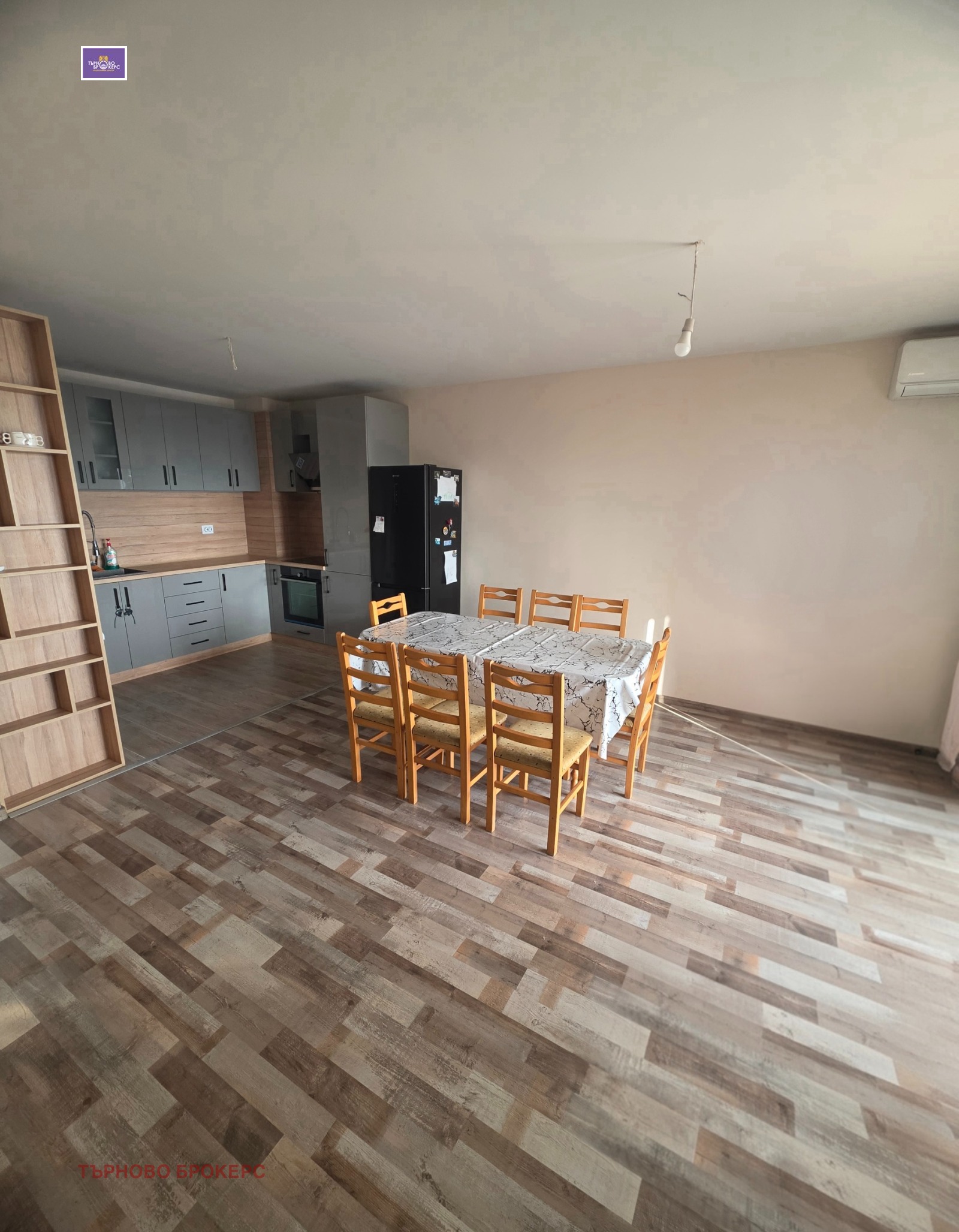 Продава 3-СТАЕН, гр. Велико Търново, Бузлуджа, снимка 3 - Апартаменти - 56280734