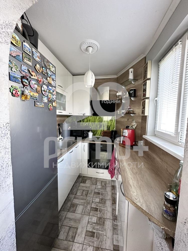 Продава 3-СТАЕН, гр. Велико Търново, Колю Фичето, снимка 3 - Апартаменти - 52410296