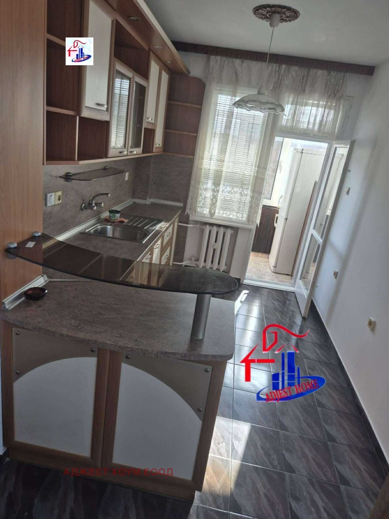 In vendita  3 camere da letto Shumen , Tsentar , 100 mq | 36413815 - Immagine [2]
