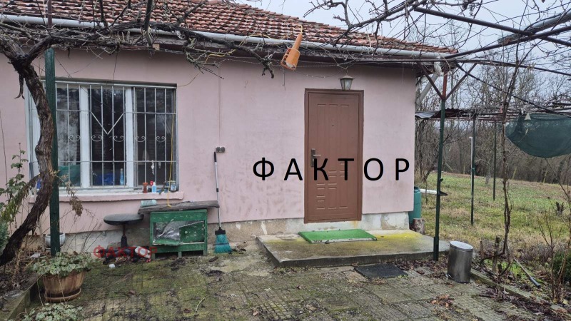 Продава КЪЩА, с. Медово, област Стара Загора, снимка 14 - Къщи - 48666083