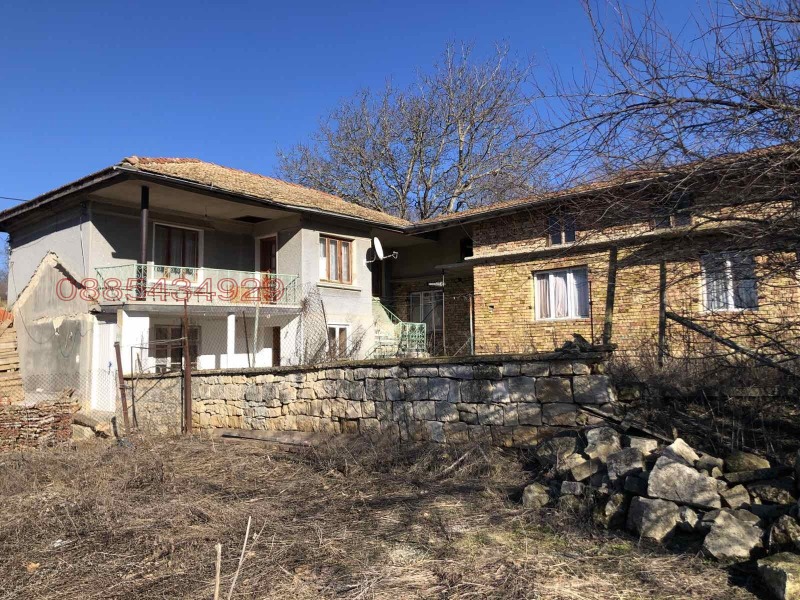 Продава КЪЩА, с. Староселец, област Варна