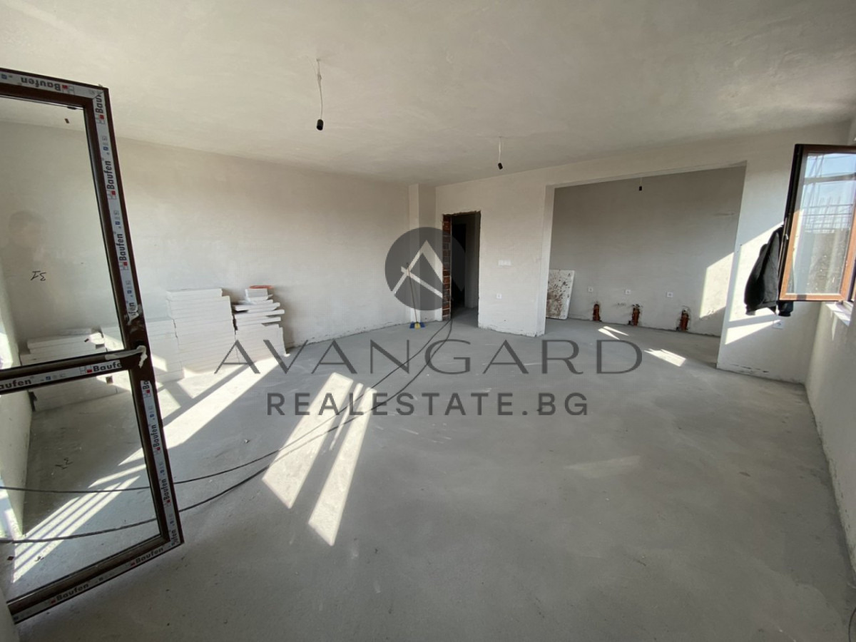 Продава 3-СТАЕН, гр. Пловдив, Остромила, снимка 2 - Апартаменти - 52491154