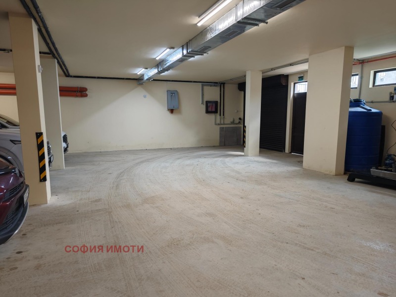 Till salu  2 sovrum Sofia , m-t Kambanite , 135 kvm | 65834358 - bild [15]