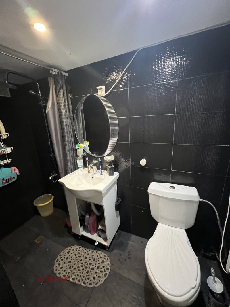 Продава КЪЩА, с. Самораново, област Кюстендил, снимка 2 - Къщи - 52526609