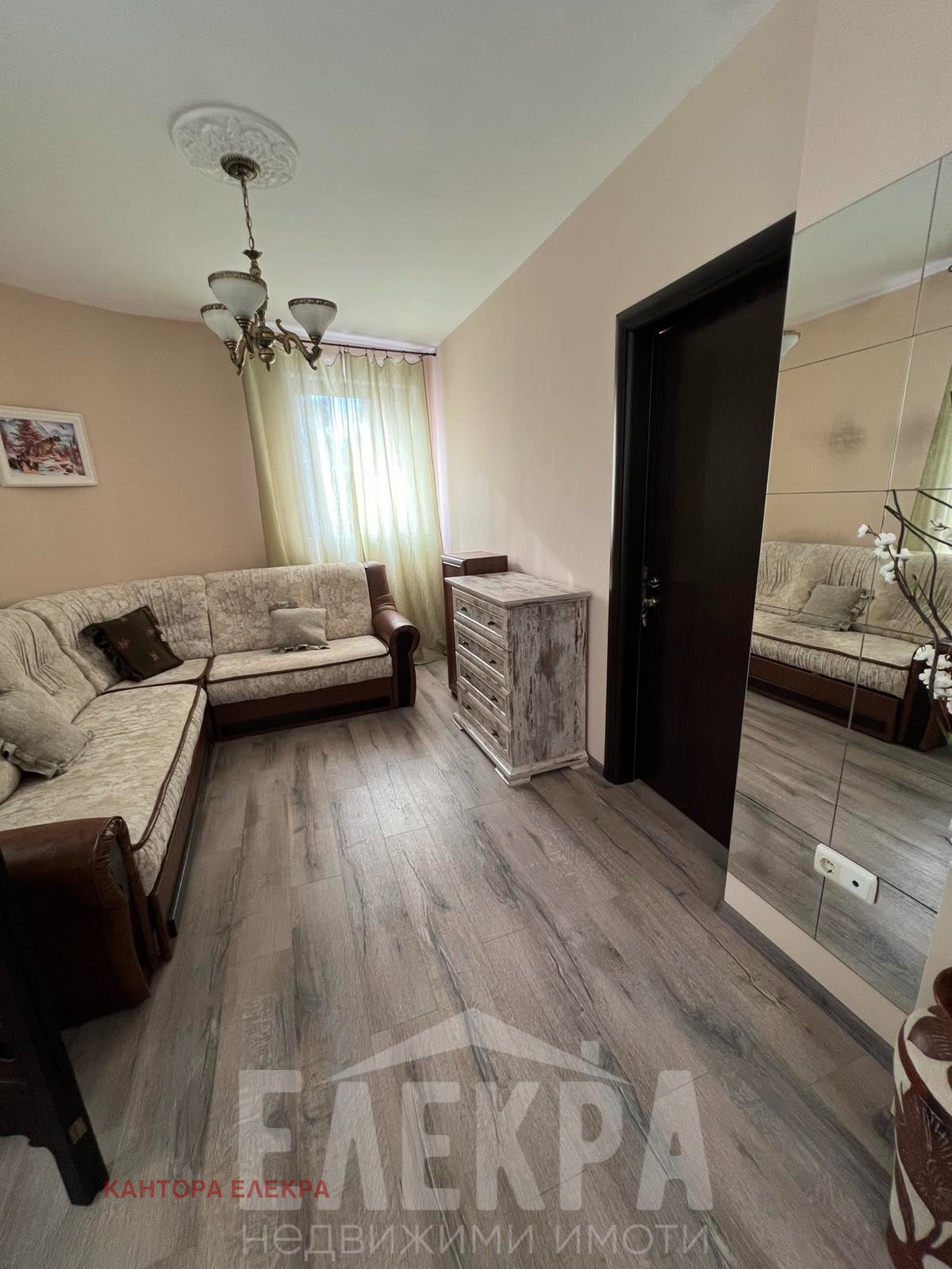 Продава 2-СТАЕН, гр. Варна, ЖП Гара, снимка 3 - Апартаменти - 56144030