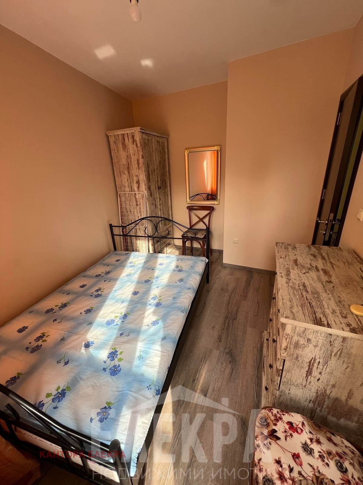 Продава 2-СТАЕН, гр. Варна, ЖП Гара, снимка 8 - Апартаменти - 56144030