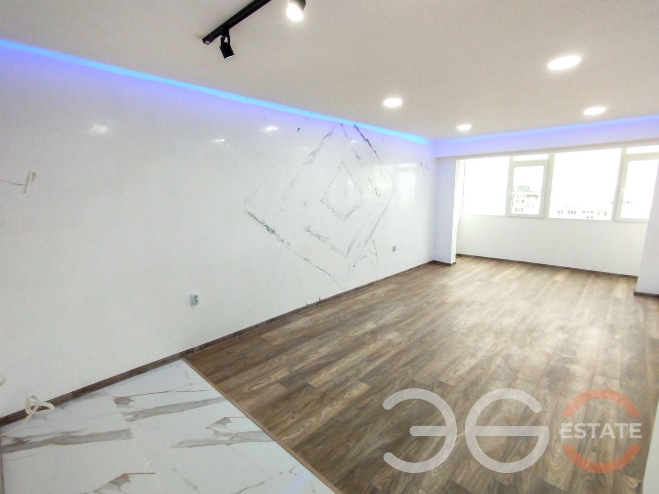 Продава 3-СТАЕН, гр. Варна, Владислав Варненчик 2, снимка 2 - Апартаменти - 53630092