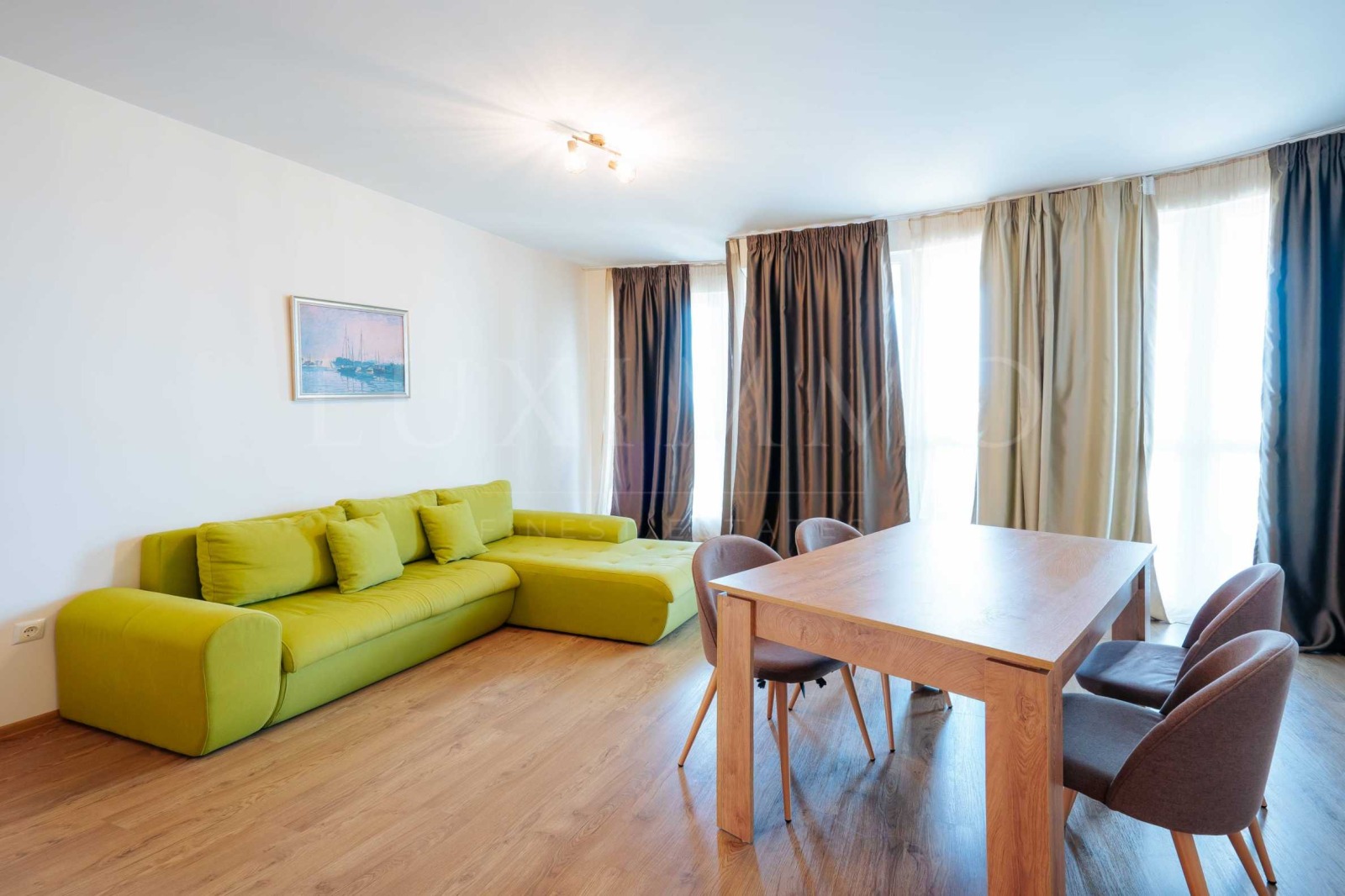 Продава 3-СТАЕН, гр. Приморско, област Бургас, снимка 2 - Апартаменти - 54422497