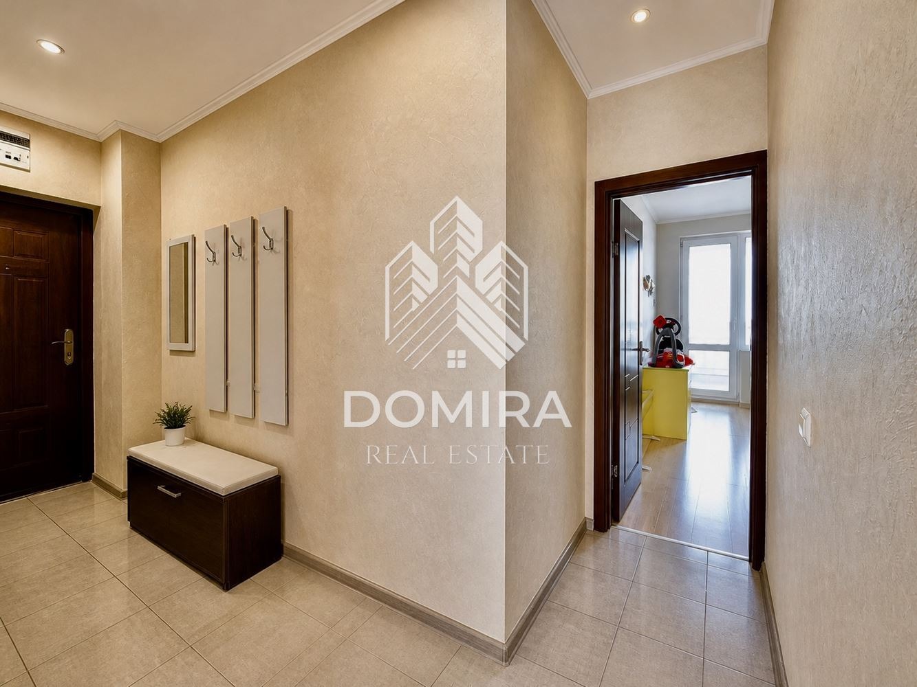 Продава 3-СТАЕН, гр. Бургас, Зорница, снимка 4 - Апартаменти - 54564805
