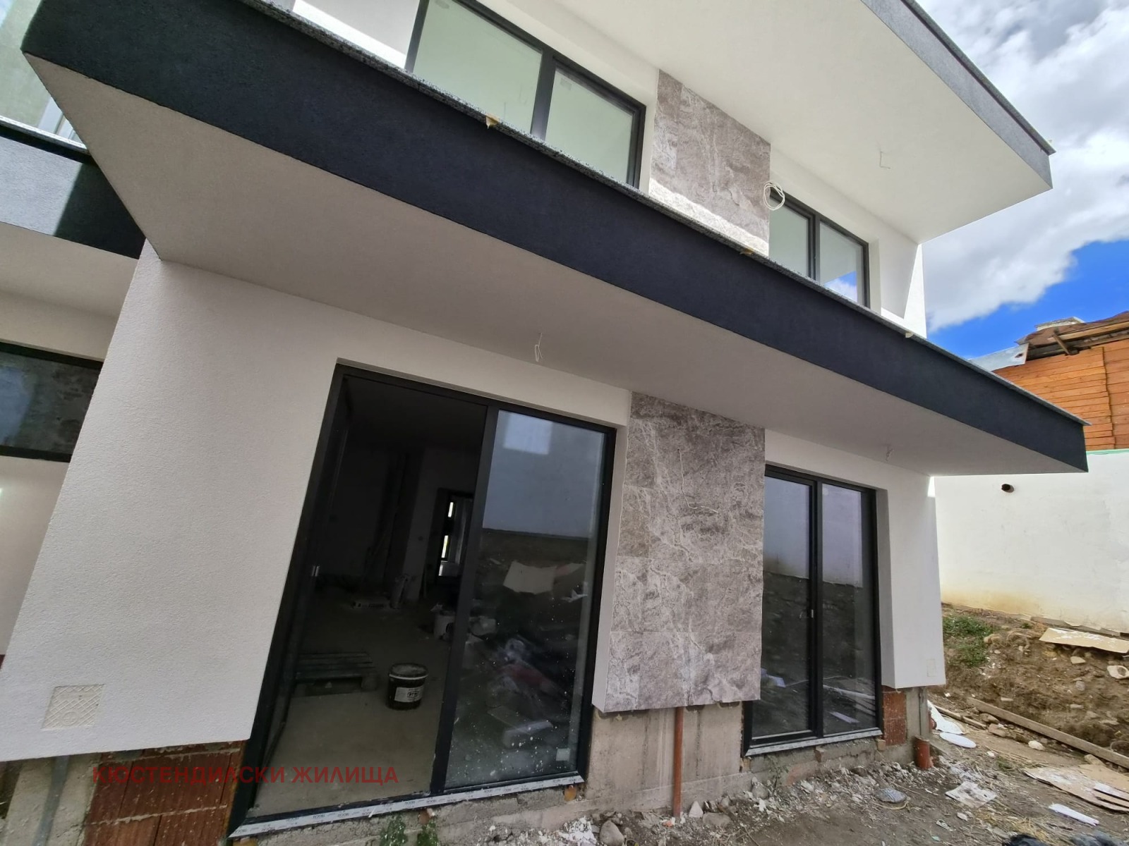 Продава 3-СТАЕН, гр. Кюстендил, Осогово, снимка 2 - Апартаменти - 56195320