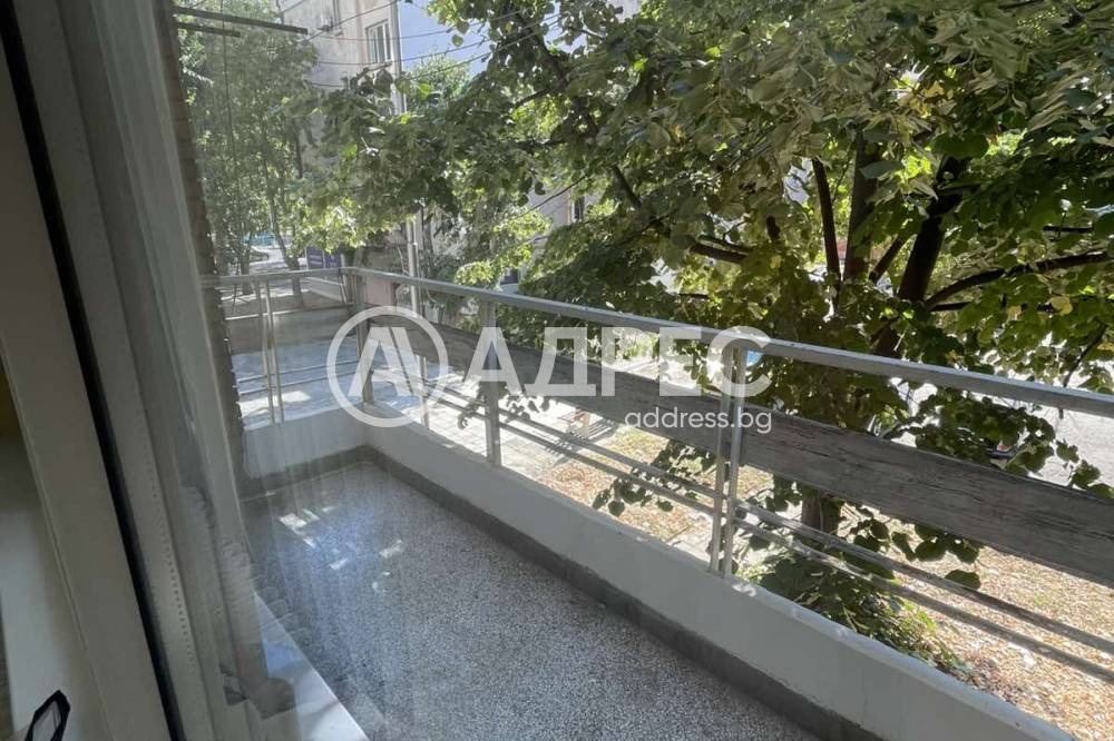 Продава МНОГОСТАЕН, гр. Бургас, Център, снимка 12 - Апартаменти - 56067543