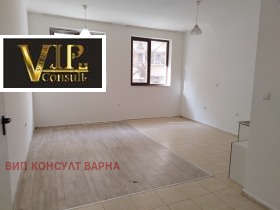 2-стаен град Варна, Операта 7