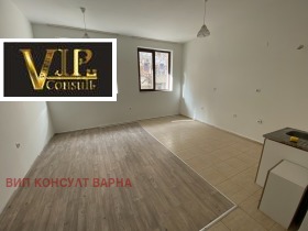 2-стаен град Варна, Операта 1