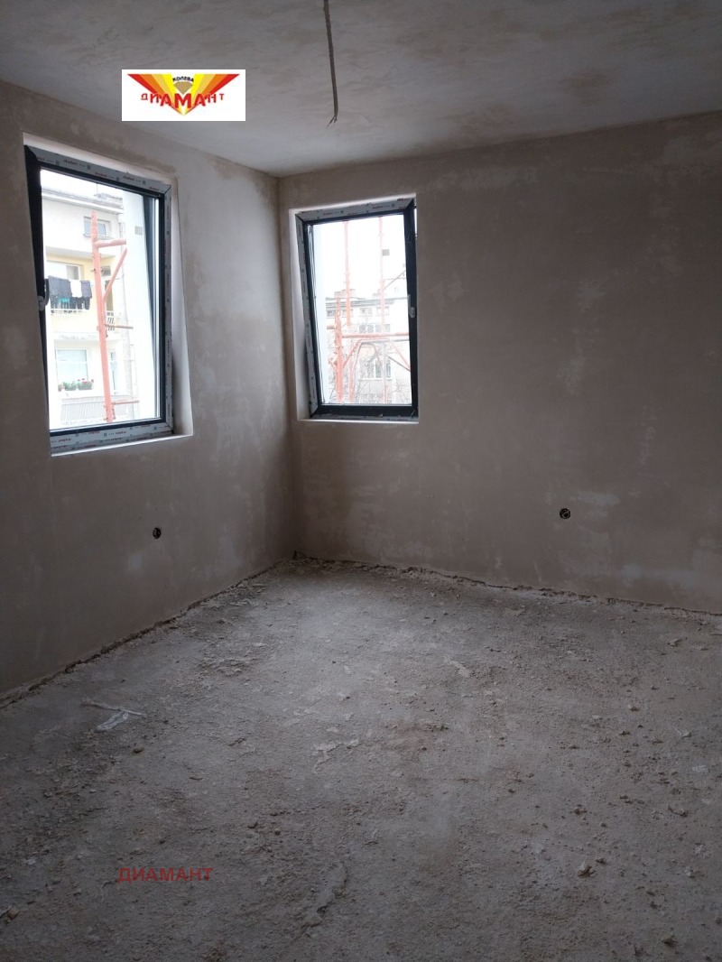 Продава 2-СТАЕН, гр. Стара Загора, Център, снимка 3 - Апартаменти - 52707157