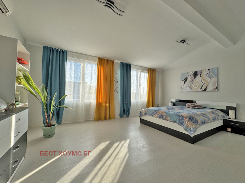 Na prodej  3 ložnice oblast Burgas , k.k. Slančev brjag , 96 m2 | 35656925