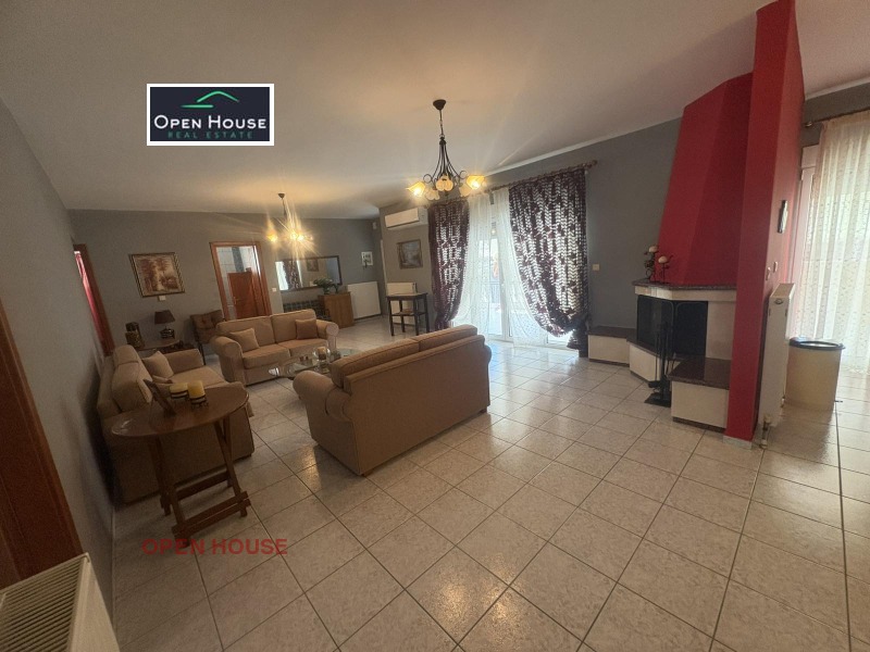 Продава 4-СТАЕН, Извън страната, област Извън страната, снимка 2 - Апартаменти - 51670252