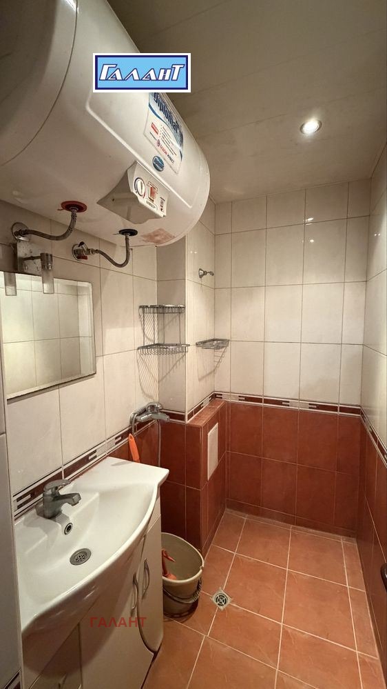 Продава 4-СТАЕН, гр. Варна, Цветен квартал, снимка 3 - Апартаменти - 52389849