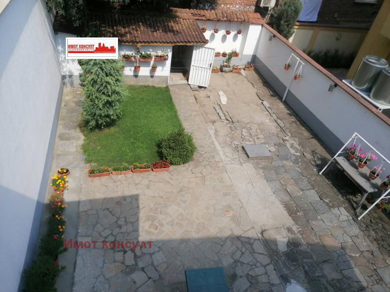 Продава  Етаж от къща град Пловдив , Център , До Тримонциум, 96 кв.м | 31633110 - изображение [8]