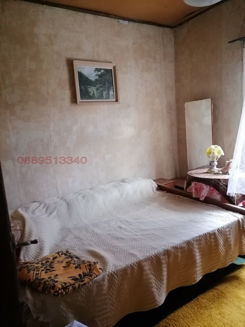 Продава КЪЩА, с. Малиново, област Ловеч, снимка 4 - Къщи - 52253816