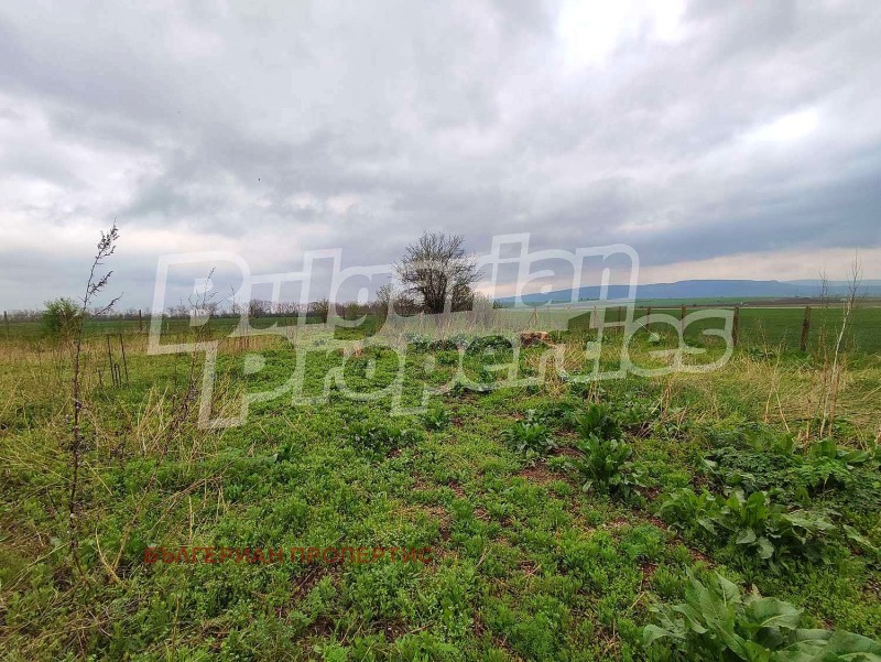 Продава КЪЩА, гр. Шумен, Промишлена зона, снимка 2 - Къщи - 52168583