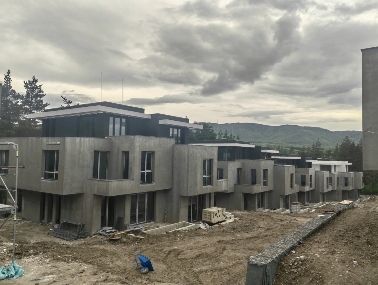 Продава КЪЩА, гр. София, гр. Банкя, снимка 13 - Къщи - 55023060