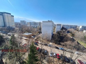 2 makuuhuonetta Mladost 2, Sofia 2