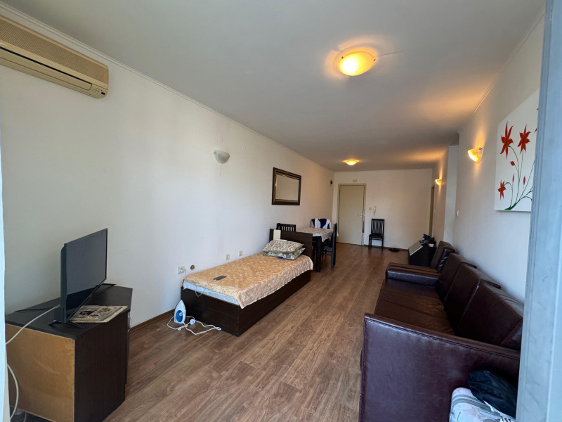 Zu verkaufen  1 Schlafzimmer region Burgas , k.k. Slantschew brjag , 100 qm | 34231437 - Bild [9]