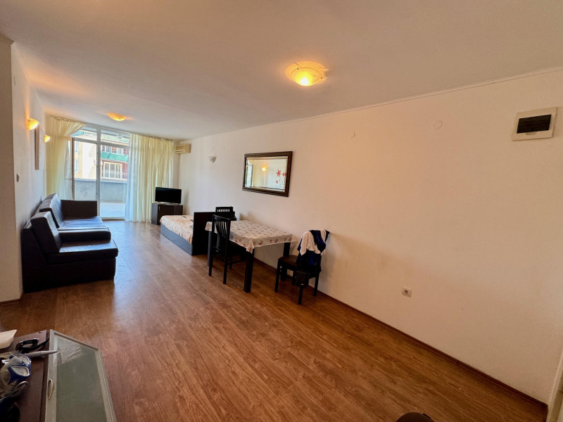Zu verkaufen  1 Schlafzimmer region Burgas , k.k. Slantschew brjag , 100 qm | 34231437 - Bild [11]