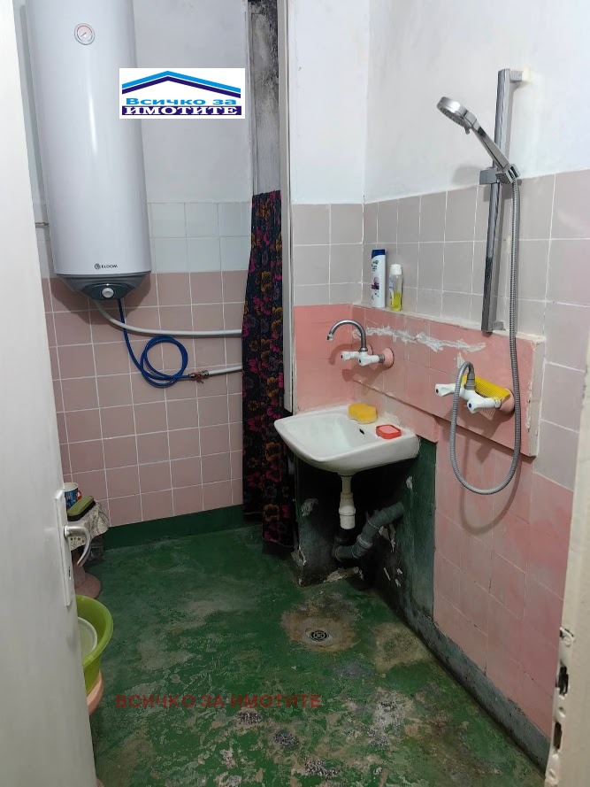 Продава 3-СТАЕН, гр. Русе, Дружба 3, снимка 4 - Апартаменти - 56701135