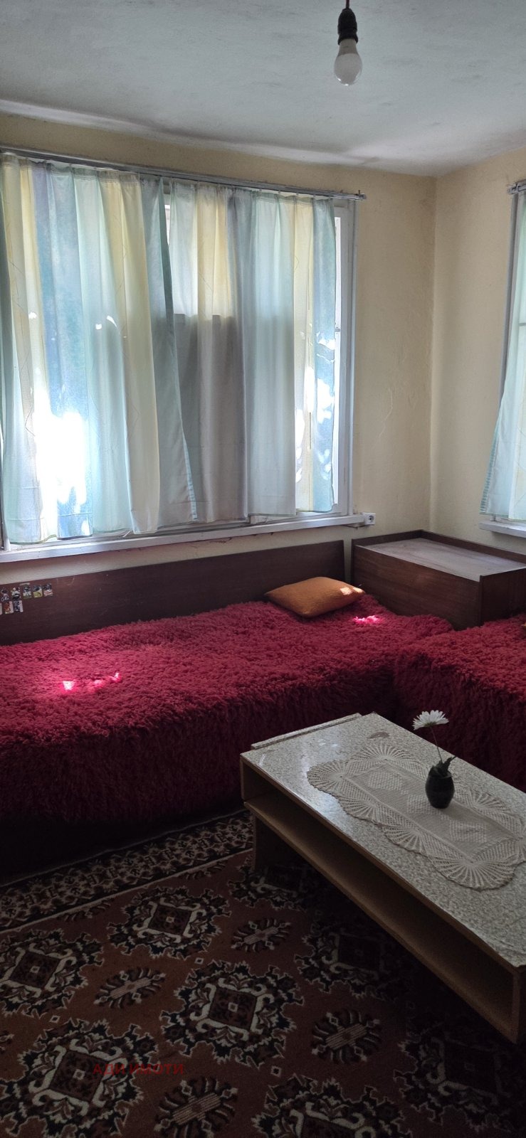 Продава КЪЩА, гр. Карлово, област Пловдив, снимка 8 - Къщи - 56126331