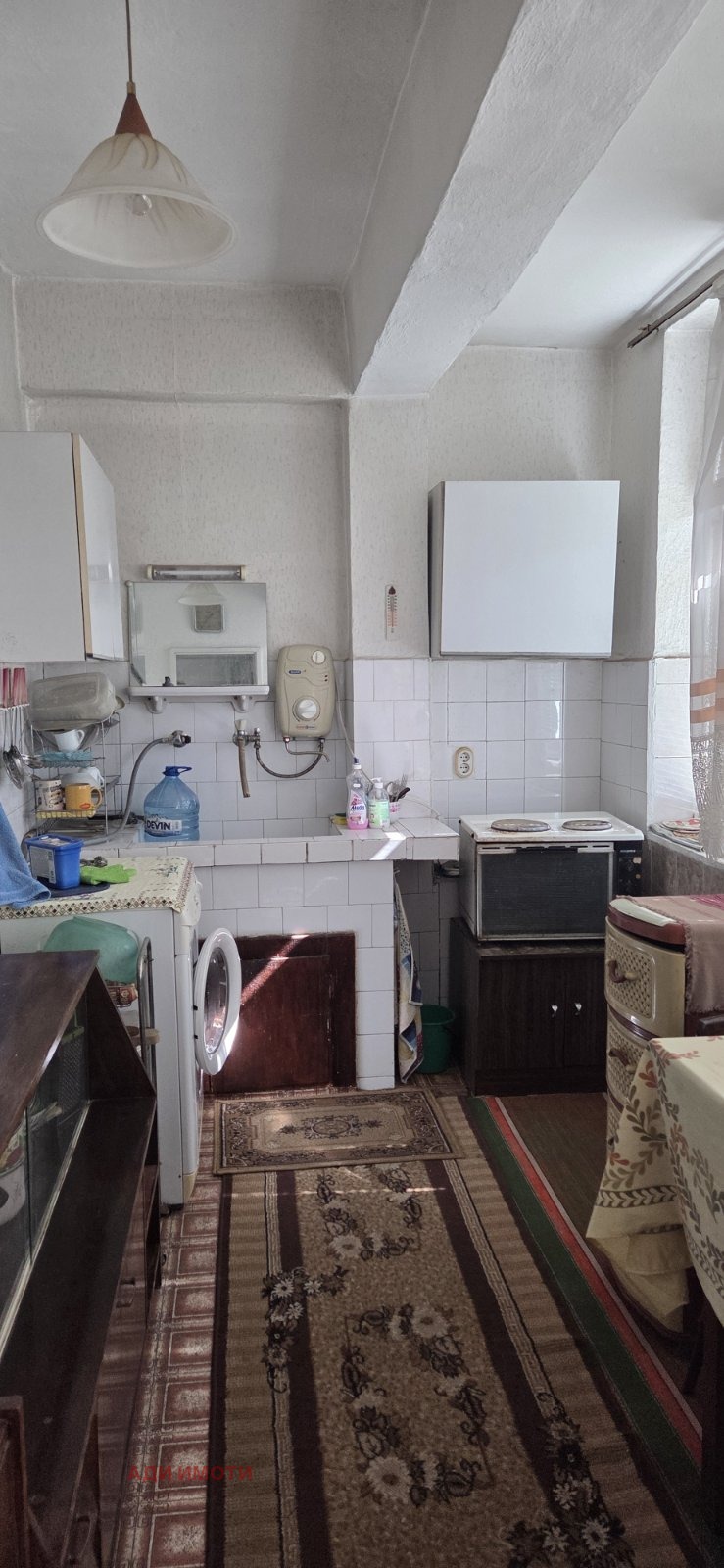 Продава КЪЩА, гр. Карлово, област Пловдив, снимка 3 - Къщи - 56126331