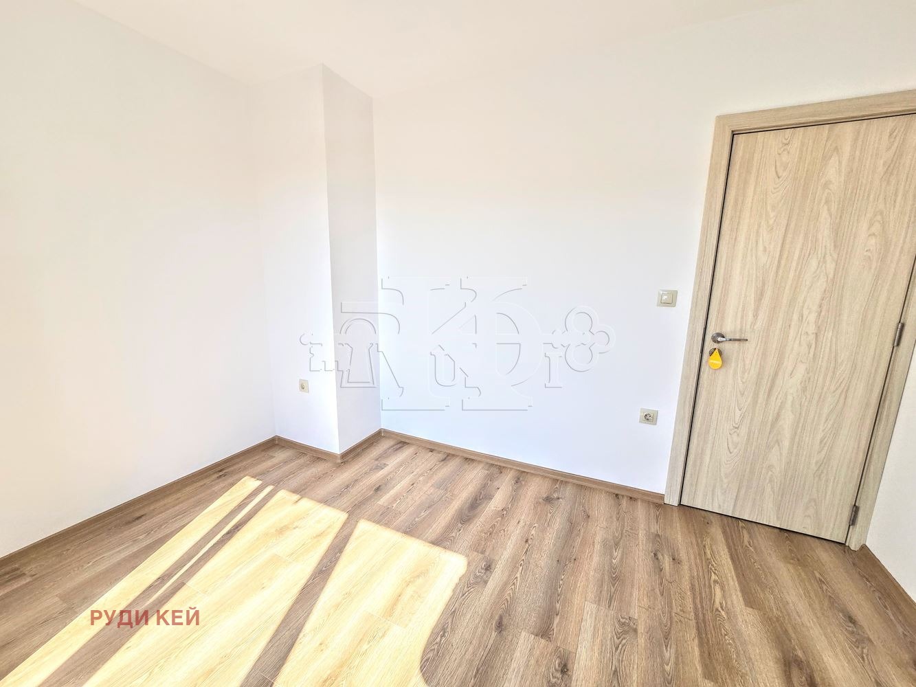 Продава 3-СТАЕН, гр. Варна, Младост 1, снимка 12 - Апартаменти - 53708476